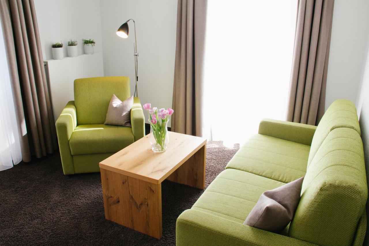 Hotel-Restaurant Sennhuette Im Herzen Des Suedschwarzwalds Kleines Wiesental Eksteriør bilde